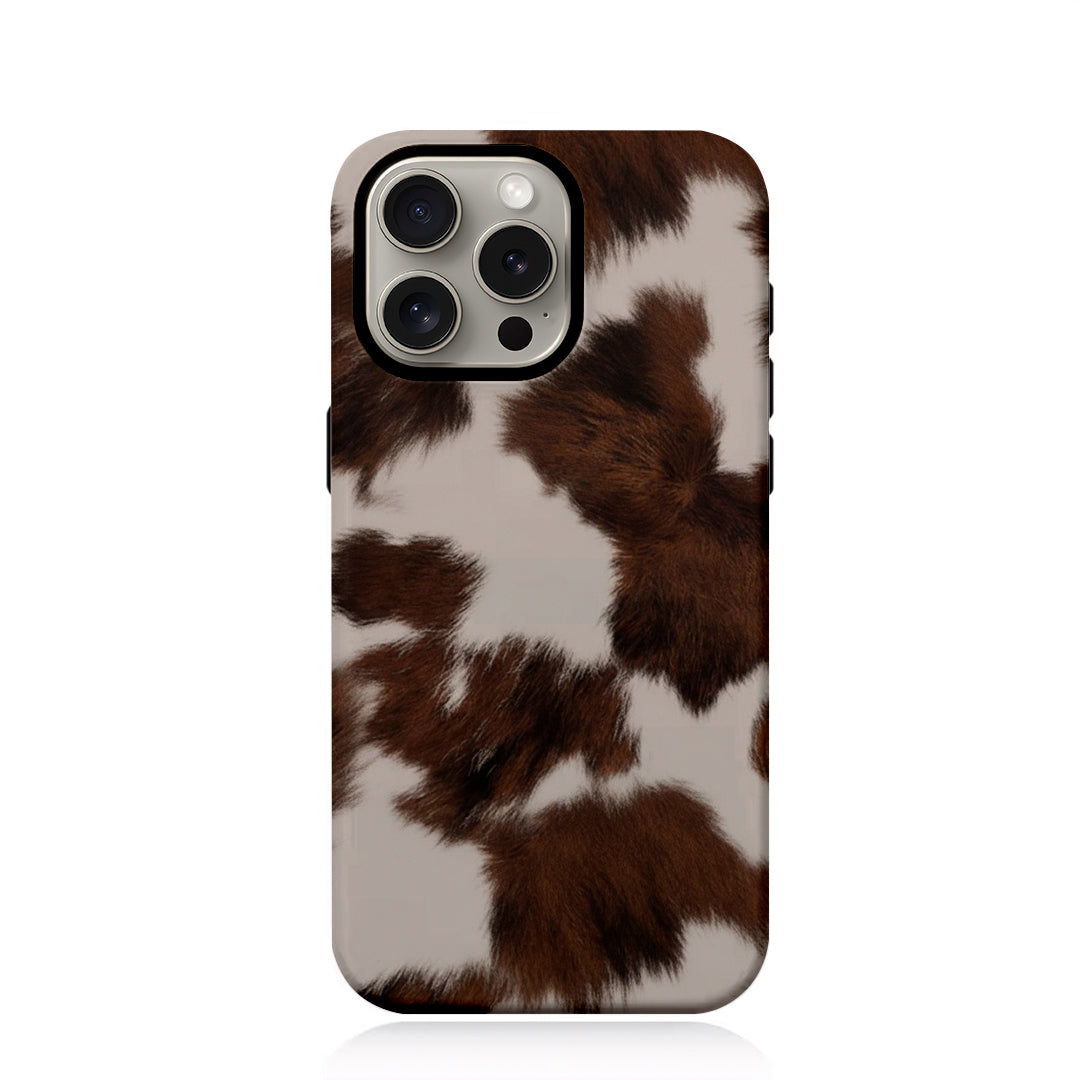 Riite Mokka suojakuori iPhone 16 Plus – lämmin turkkimainen kuosi ja ohut istuvuus