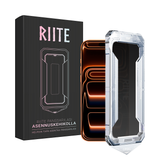 iPhone 17 Pro Riite Privacy -panssarilasi asennuskehikolla